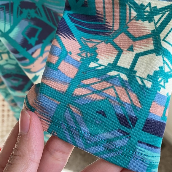 • Lularoe Irma Top • - Picture 4 of 6